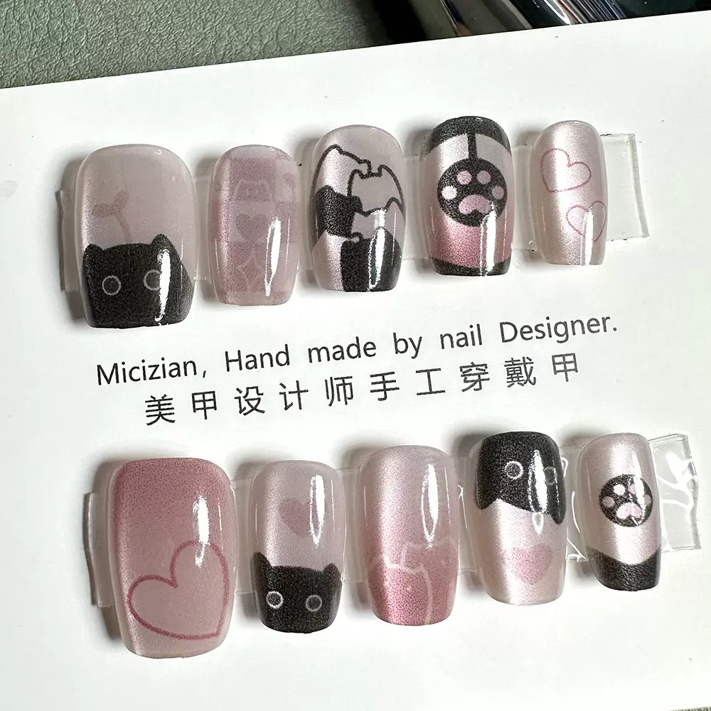 š Feline Hearts Press-On Nails by AuraNails š